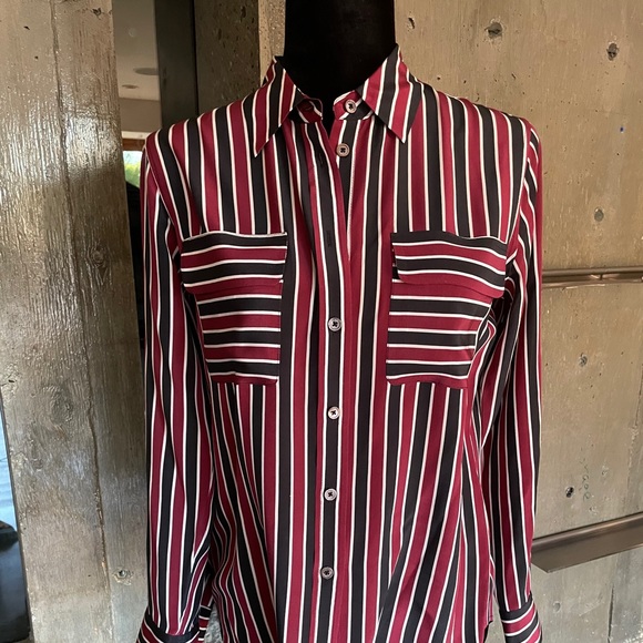 Equipment Femme silk striped button down blouse - Picture 2 of 6